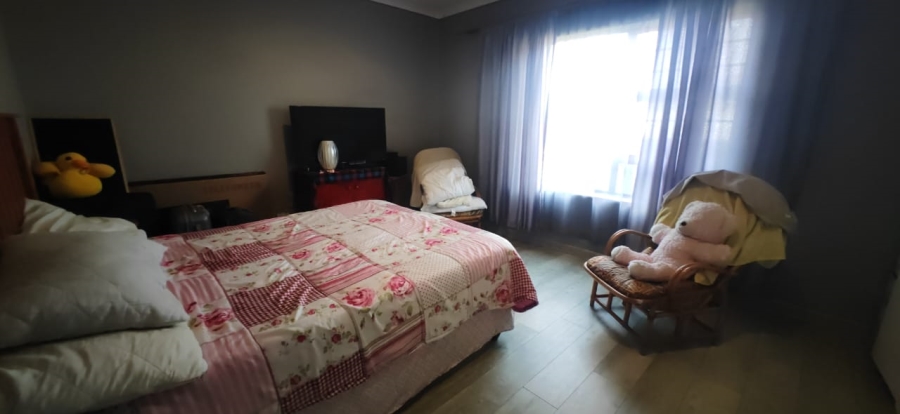 3 Bedroom Property for Sale in Mossel Bay Ext 15 Western Cape